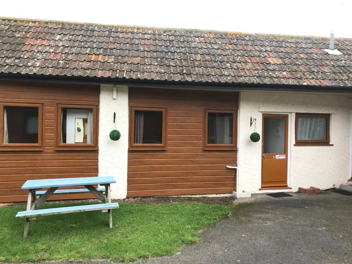 Court Farm Holiday Bungalows Ltd Watchet Exterior foto